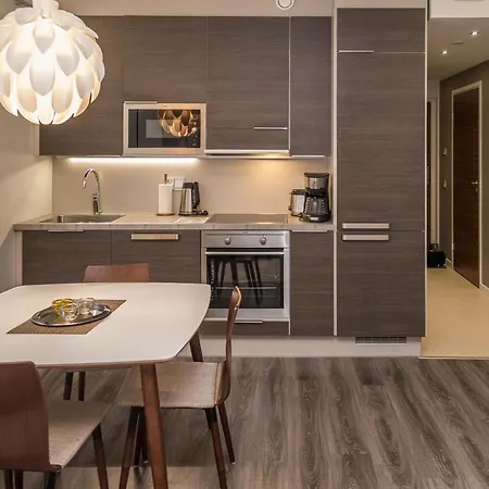 Red - Golf By Interhome